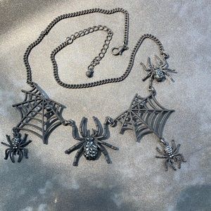 ⚜️Black Diamond Spider Web Necklace!